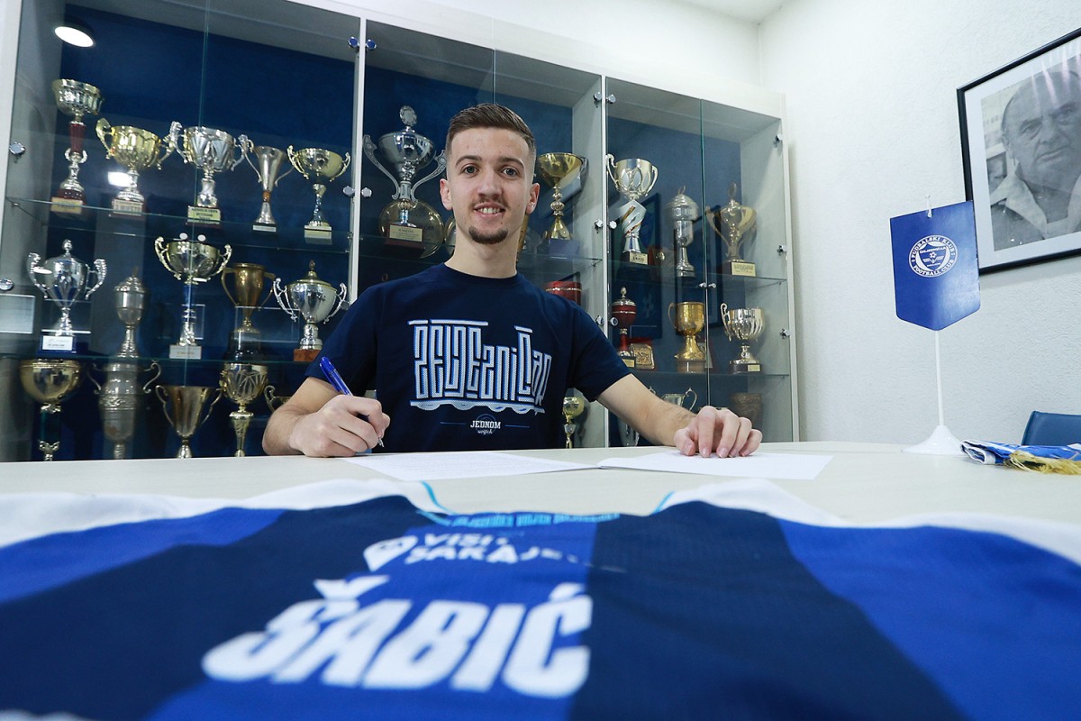 Željezničar i Dženan Šabić produžili ugovor