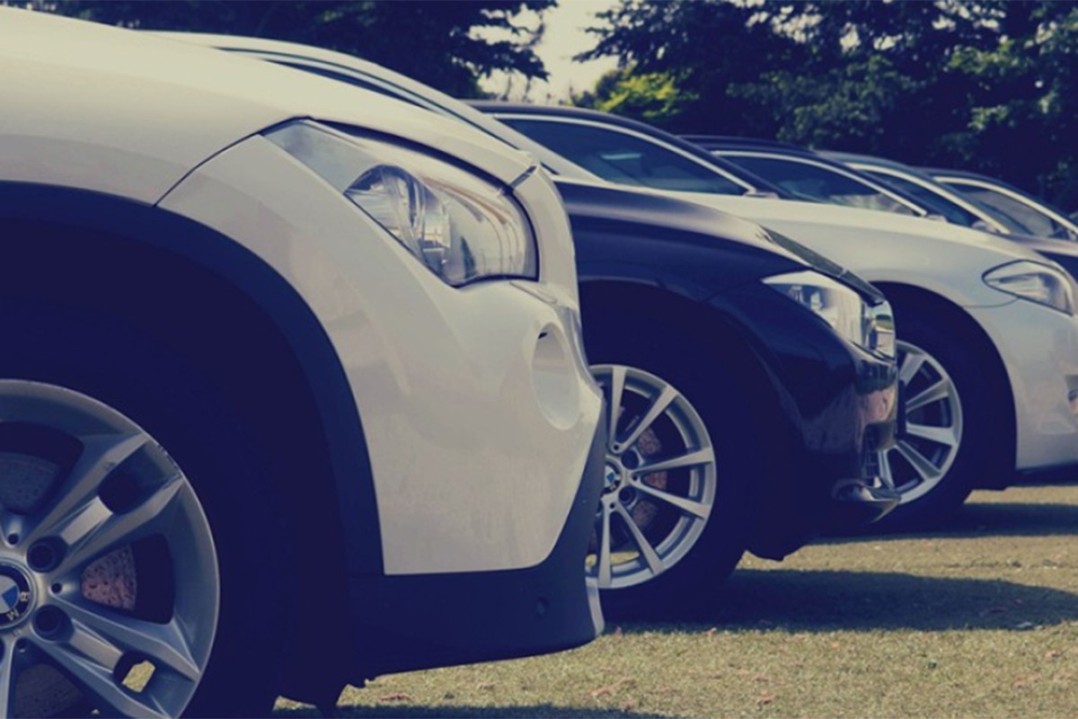 Prodaja novih putničkih automobila u Rusiji pala je za 25 odsto