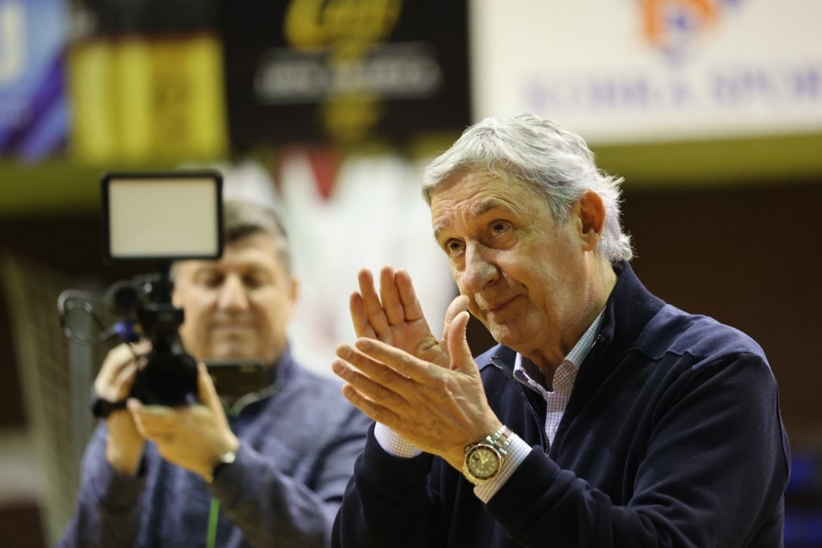 Svetislav Pešić održao čas košarke u Užicu