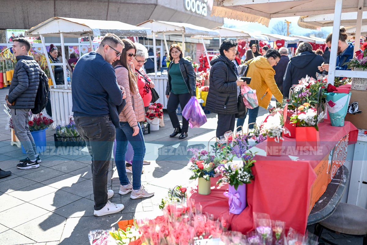 Banjaluka se priprema za proslavu Dana žena (FOTO)