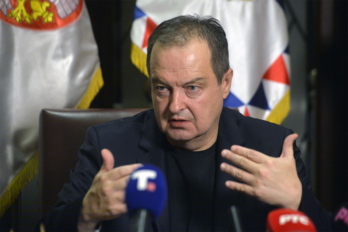 Dačić nakon napada na Selakovića: ''Policija je došla do lika"