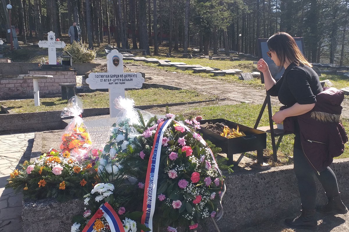 Vječno pamtiti Dervenćane stradale u selu Cerska