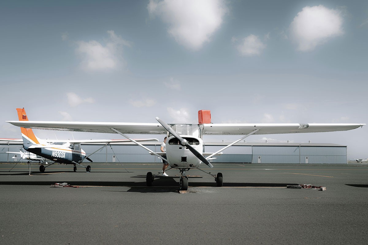 Pao avion blizu aerodroma u SAD (FOTO)