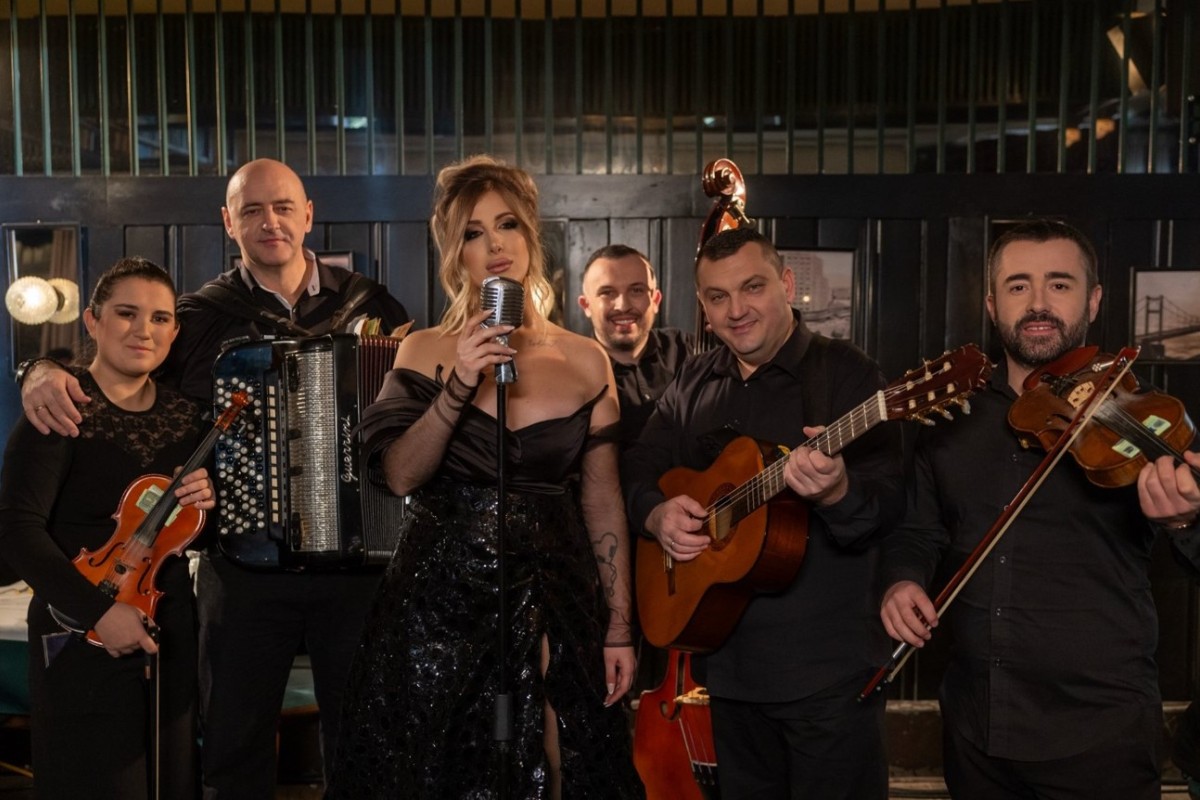 Simona kao Silvana: Nova pjesma "Skadarlija"