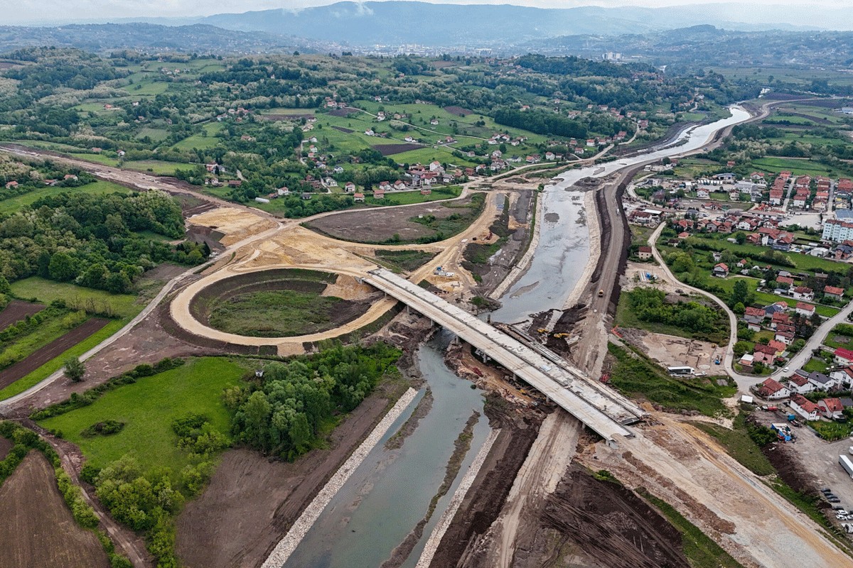Izmještaju rijeku da bi gradili auto-put