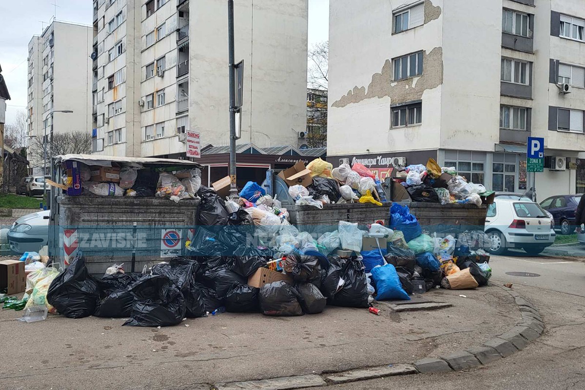 Banjaluka zatrpana smećem (VIDEO)