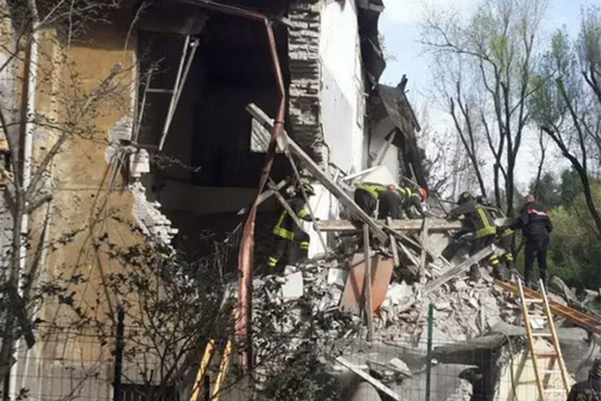 Strašna eksplozija u Rimu: Srušila se zgrada, spasioci tragaju za žrtvama (VIDEO)