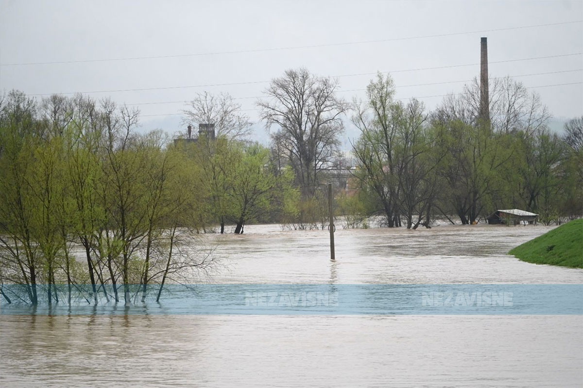 Kritično u više opština u Srpskoj, građani u strahu (FOTO, VIDEO)