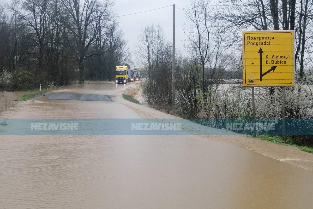 Dramatično u Vrbaškoj, prolaze samo kamioni (VIDEO)
