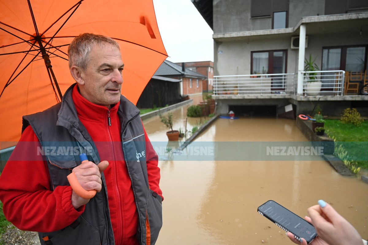 Mještanin Jablana: Situacija je teška, voda nadolazi (VIDEO)