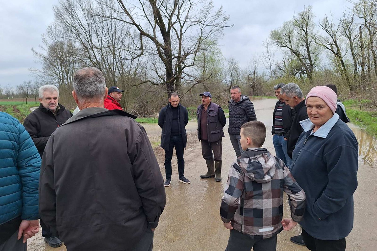 U Šamcu proglašeno stanje redovne odbrane od poplava