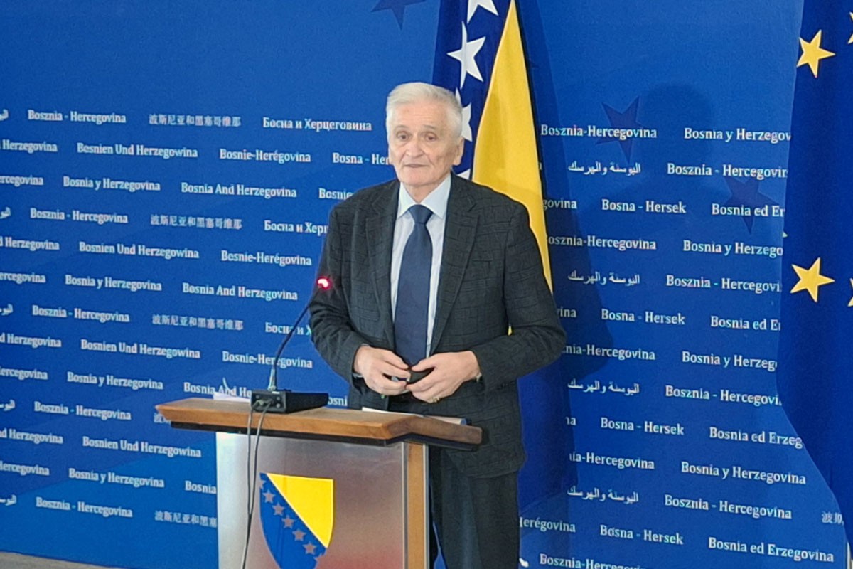 Špirić: Nećemo dozvoliti političku eutanaziju u Domu naroda