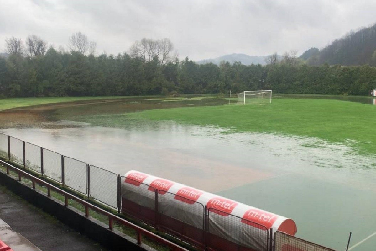 Poplavljene prostorije i stadion FK "Sloboda" iz Novog Grada (FOTO)