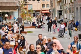 Počelo ljetno radno vrijeme kafića u Banjaluci
