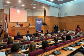Srpska, po odredbama Dejtona, ima pravo da donese novi ustav