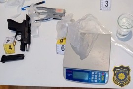 Pronađeno oko 1,5 kg kokaina, novac, oružje, skupocjena vozila