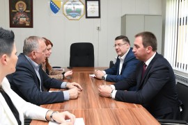 Selak u Tesliću: Podrška domaćoj privredi i dobijanju statusa grada