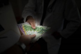 Afera u Ukrajini: Obogatili se na hrani za vojsku, kupovali hotele u ...