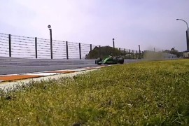 Pukla guma pri 300 km/h: Drama na treningu u Japanu (VIDEO)
