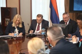 Dodik: "Nijednom Bošnjaku u Srpskoj ne smije da nedostaje ni dlaka sa ...