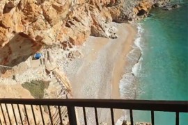 Odron blokirao najljepšu plažu u Evropi (VIDEO)