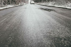 Vozači oprez, poledica u planinama