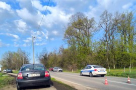 Dva vozača teško povrijeđena u sudaru tri automobila