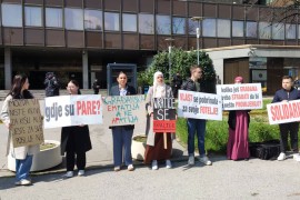 Protest studenata u Sarajevu: Možda niste krivi za kišu, ali jeste za ...