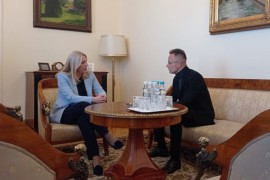 Sijarto nakon sastanka sa Cvijanović: Svaka zemlja ima pravo da ...