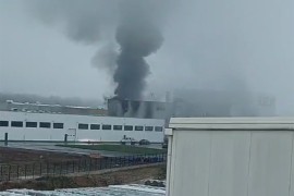 Gori fabrika u Ogulinu