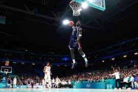 Bitka za starateljstvo: NBA zvijezda želi da plati bikini modelu ...