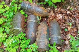 Demineri uklonili granate iz potoka