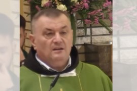 Župnik iz Mostara prozvao muškarce i postao hit (VIDEO)