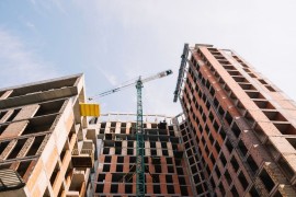 Preduzetnica iz BiH gradi stanove za svoje radnike: Ugovorom definisani ...