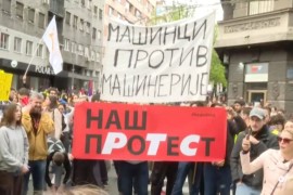Studenti u blokadi potvrdili da ostaju ispred RTS-a
