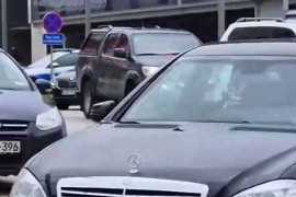 Milorad Dodik napustio zgradu Vlade RS