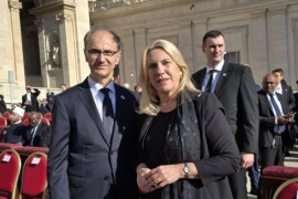 Sastanak Željke Cvijanović i Đure Macuta u Vatikanu