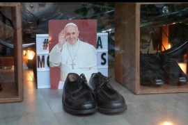 Kako je živio papa Franjo: Jednostavne cipele, plastični satovi i ...