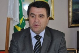Senat nije poništio Ramovićevu diplomu iako je upisao master sa ...
