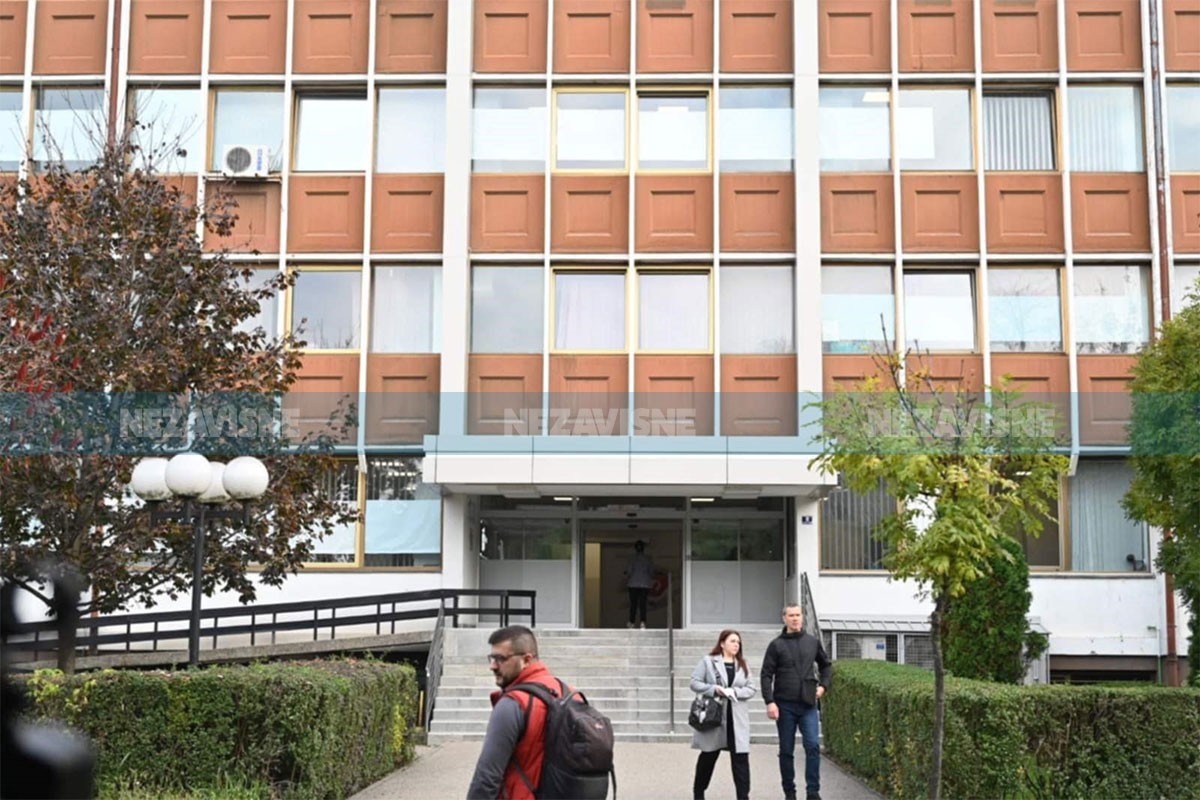 Oglasili se iz FZO Srpske o dugu, očekuju da se dva poslanika izvine