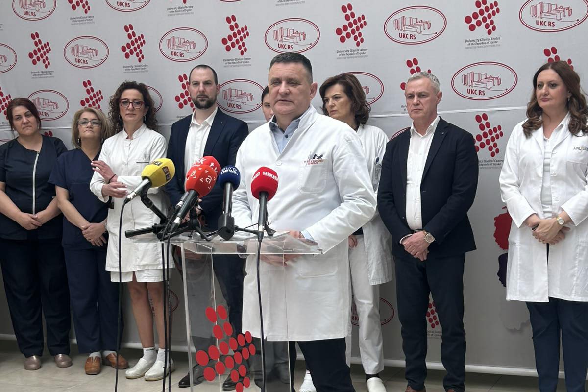Nastavak pozitivne prakse: Posao u UKC-u RS za 50 najboljih učenika Medicinske škole