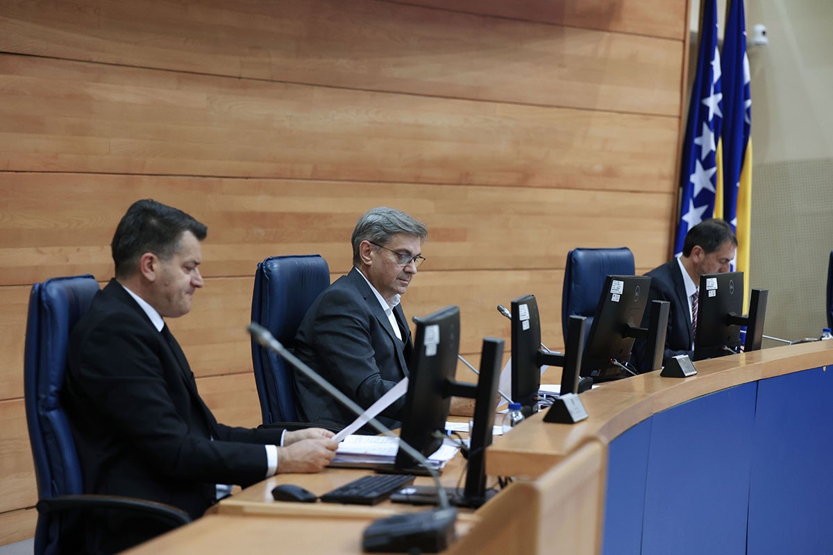 Stranke "trojke" odbile Dodikov poziv za razgovor