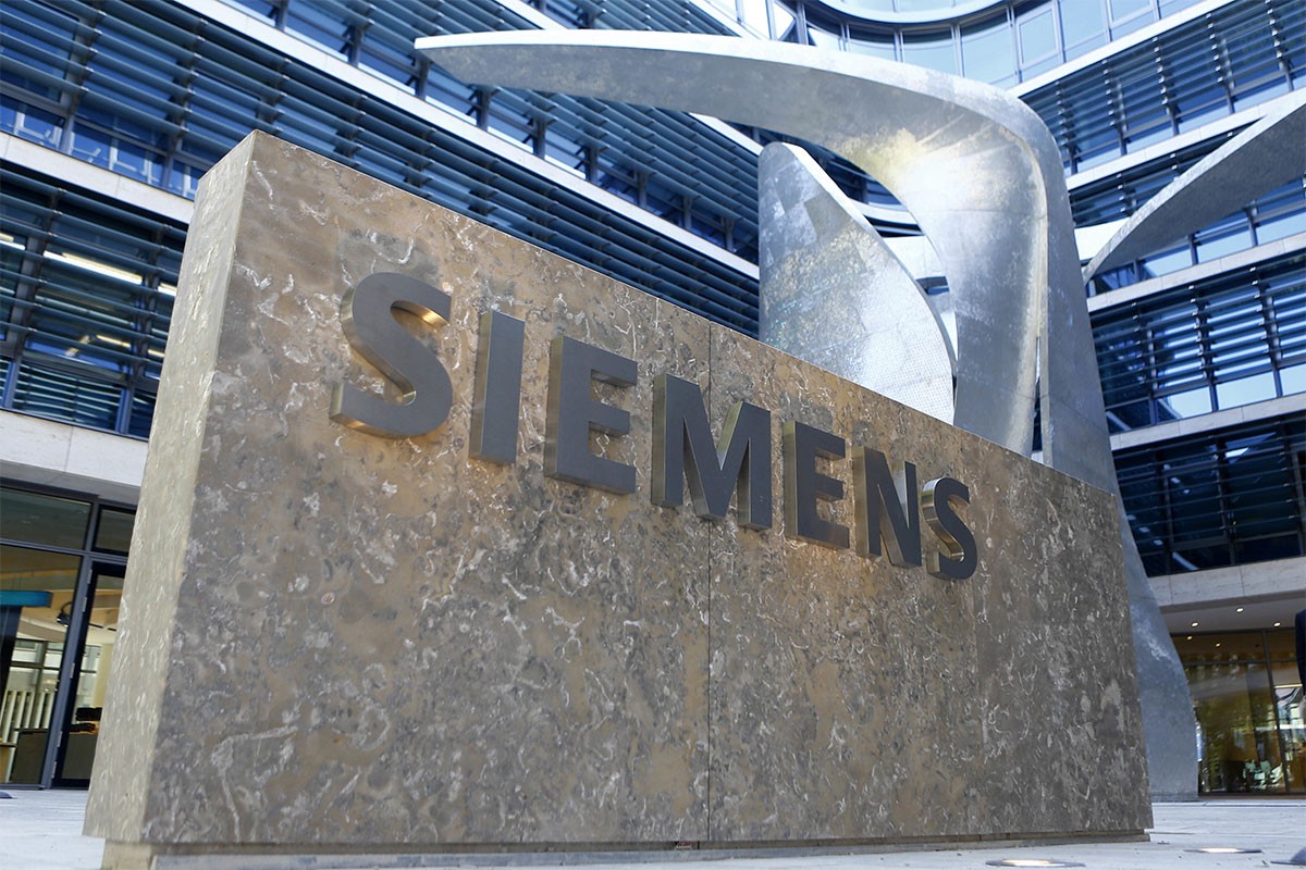 "Siemens" se oglasio nakon pogibije direktora i njegove porodice