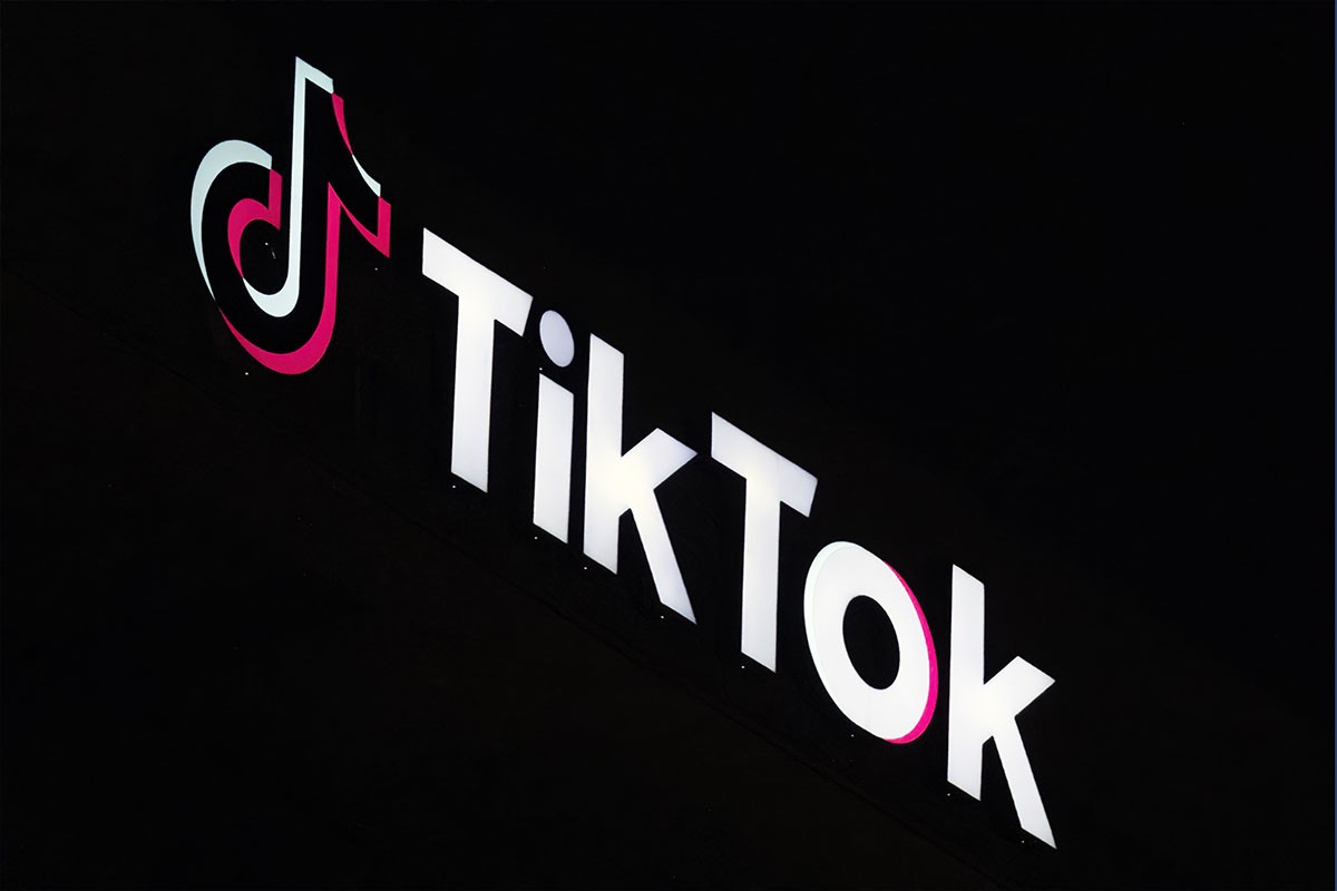 Influenserka osuđena na uslovnu kaznu zbog prijetnji smrću na TikToku