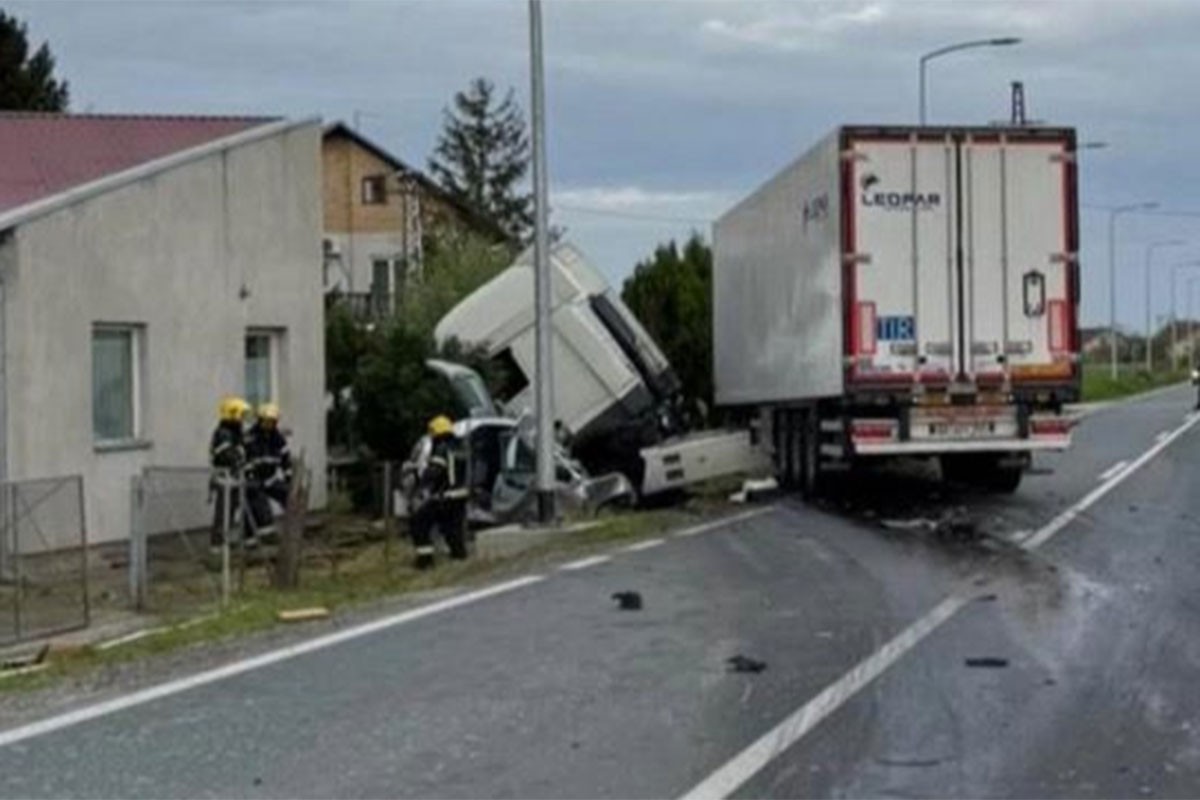 Detalji stravične nesreće kod Čelareva: Poginuli muškarac i žena