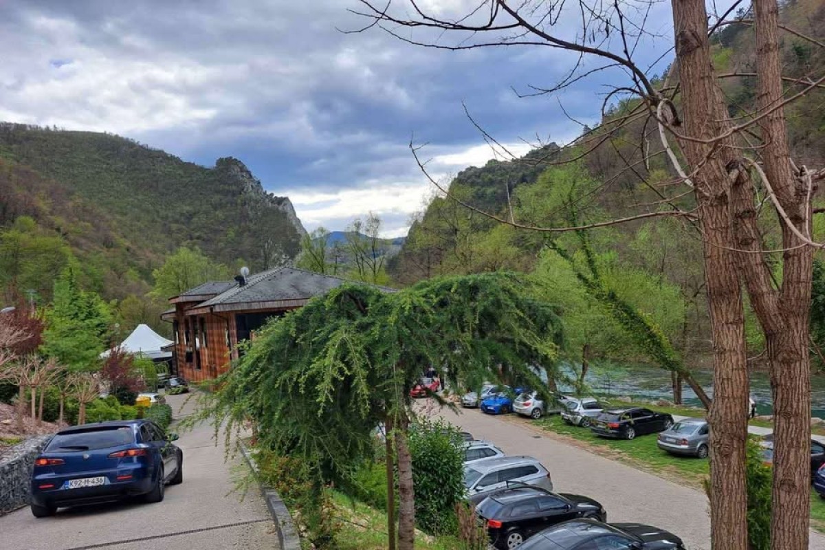 Na turistički reli sa alfa romeom