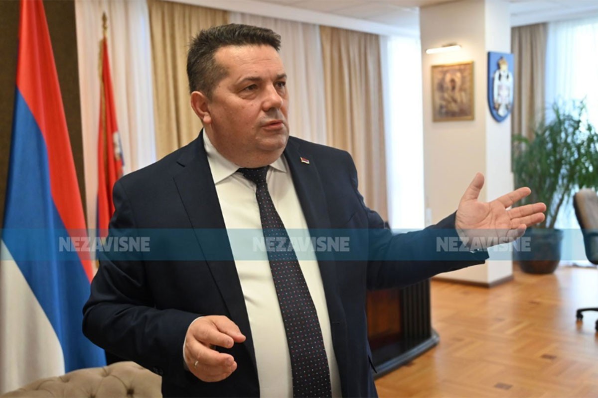 Stevandić za "Nezavisne" o Šmitovim blokadama: Očajnički potezi, on je niko i ništa