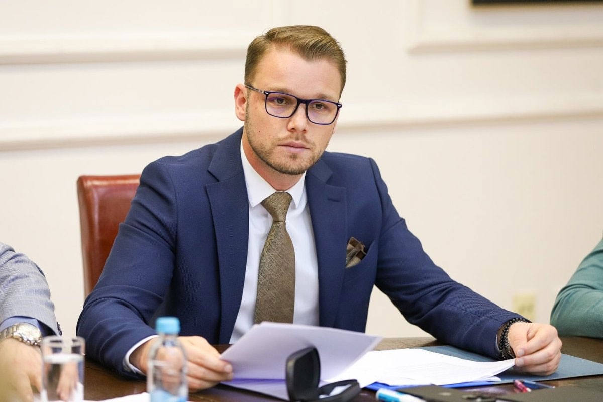 Stanivuković: Predložićemo 15. put odluku o neradnoj nedjelji u Banjaluci