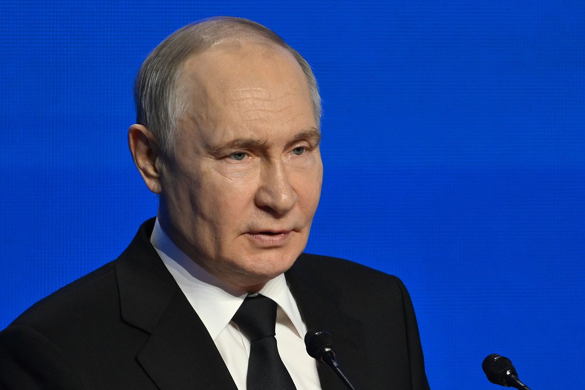 Putin preimenovao aerodrom u Staljingrad