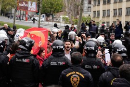 Prvi maj u Istanbulu: Zabranjeni protesti, sukobi i hapšenja (FOTO)